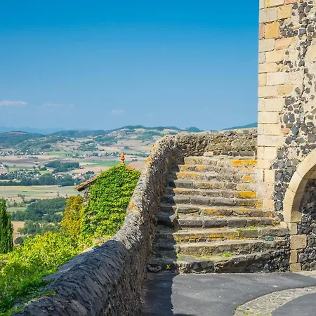 Les Granges Mathussieres Casa de Férias *